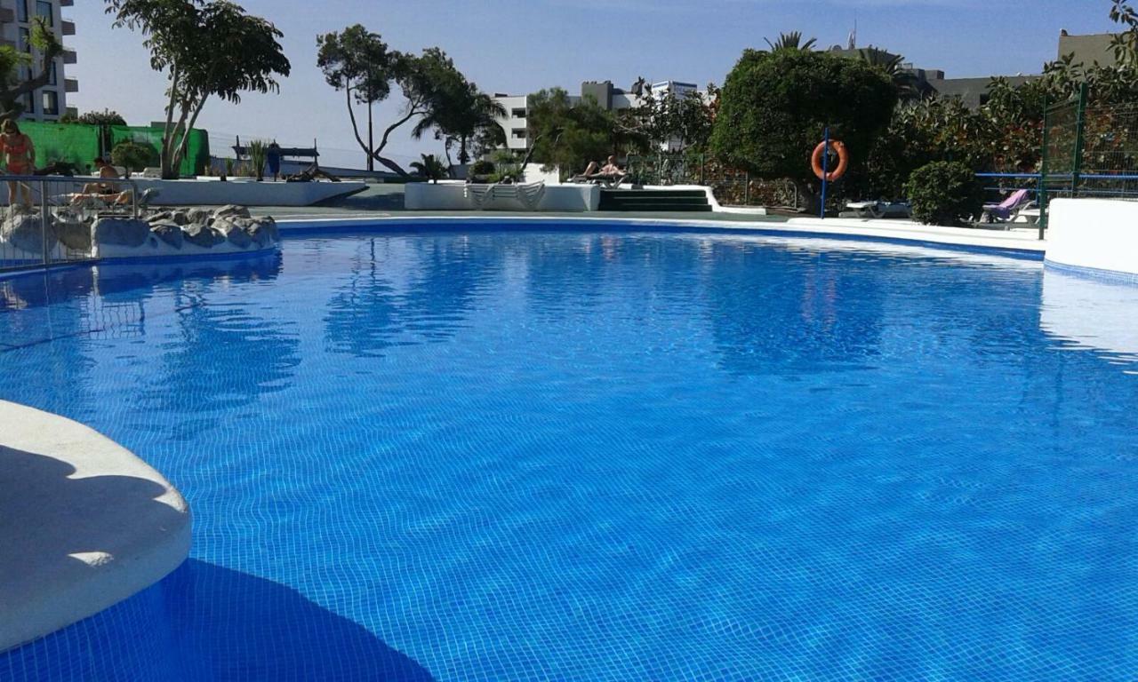Adeje300, Playa Paraíso Exterior foto